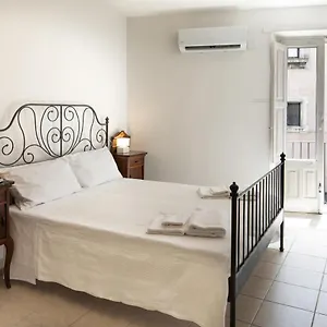 Garibaldi 94- Intera Casa A 2 Passi Dal Duomo Сasa de vacaciones Catania
